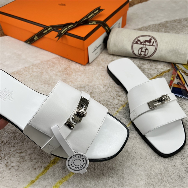 H Slipper