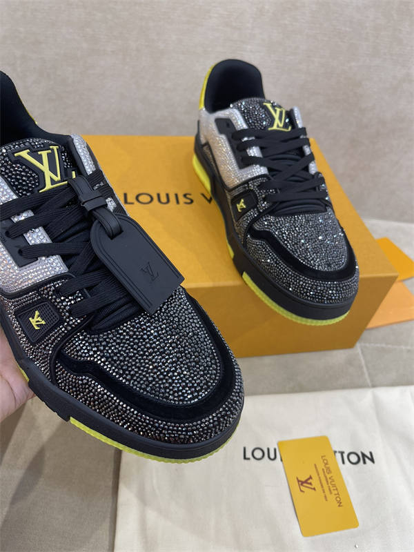 LV140