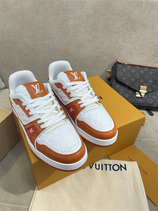 LV165