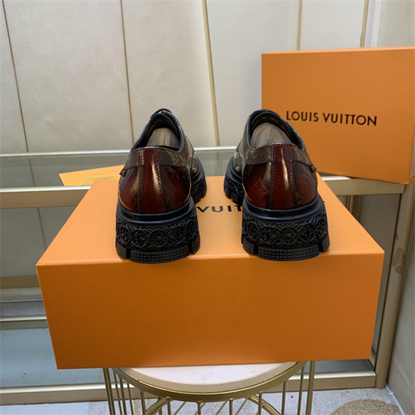 Lv Loafer 004
