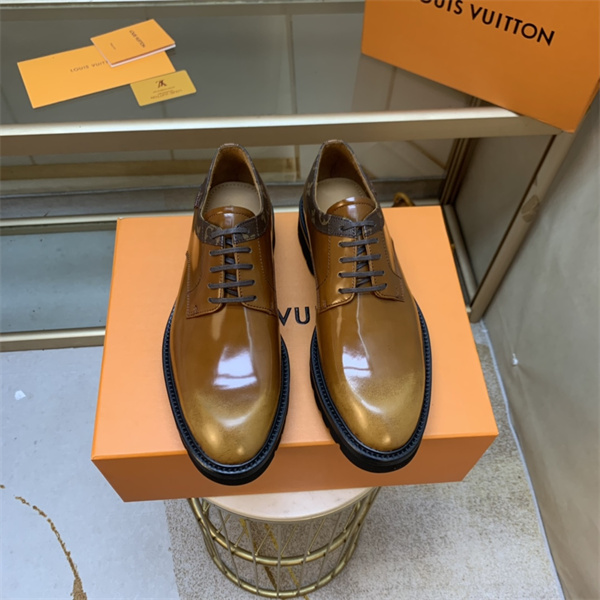 Lv Loafer 008