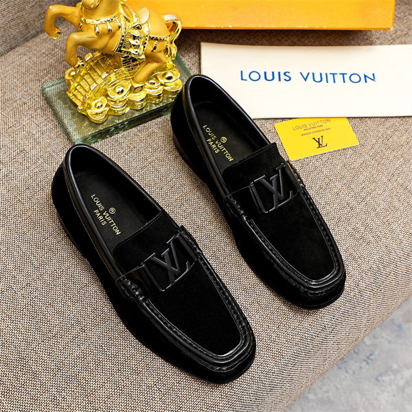 Lv Loafer 010
