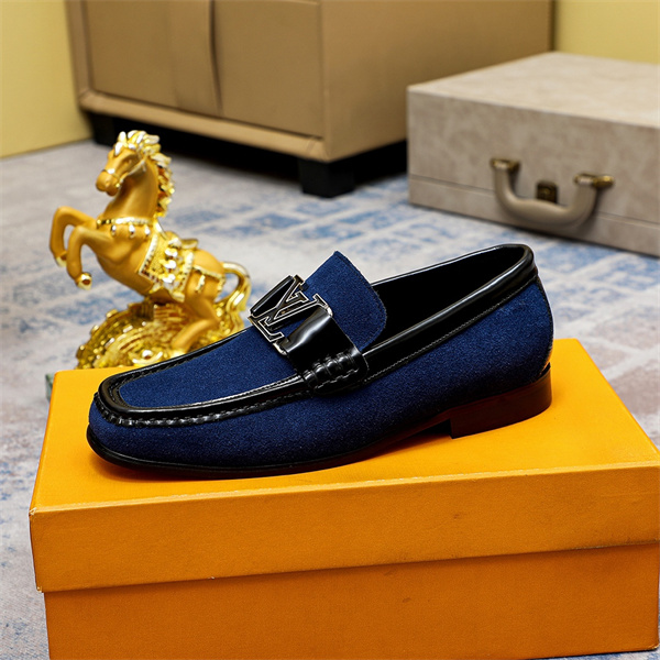Lv Loafer 011