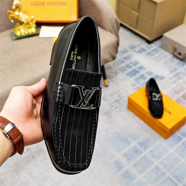 Lv Loafer 019