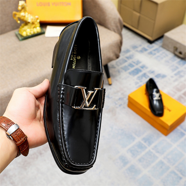 Lv Loafer 028