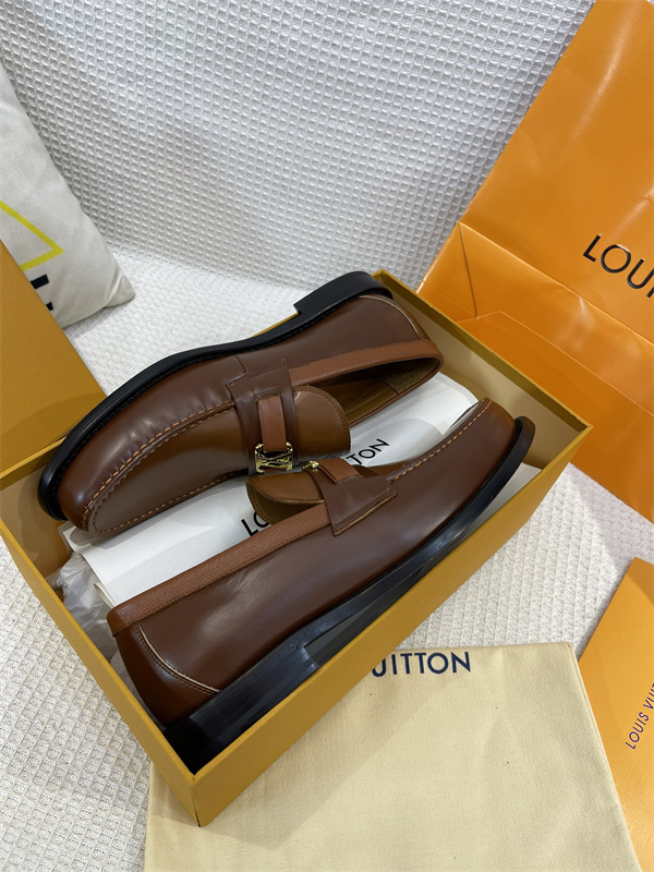Lv Loafer 052