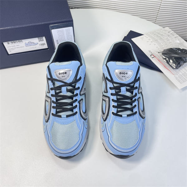 Dr B30 Sneaker