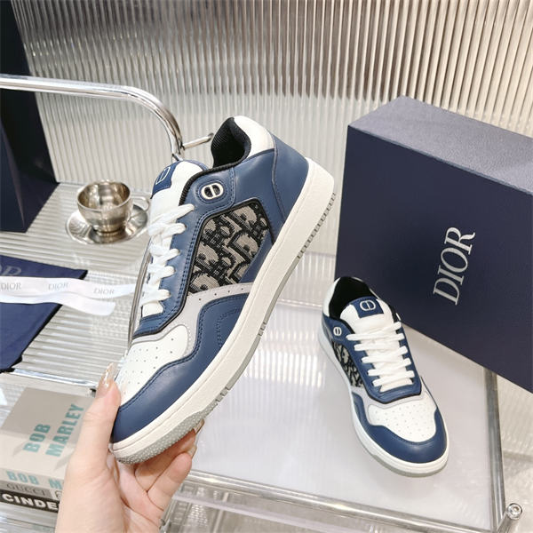 Dr B27 Sneaker