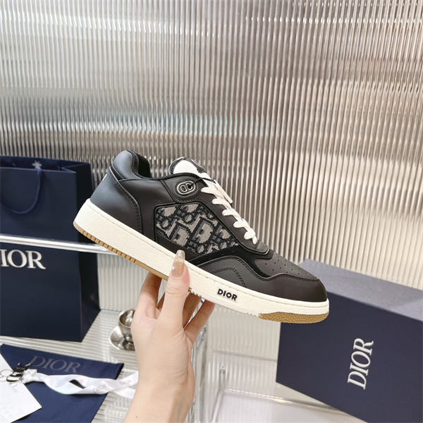 Dr B27 Sneaker