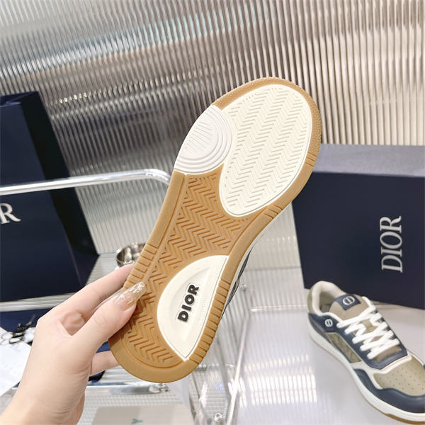 Dr B27 Sneaker