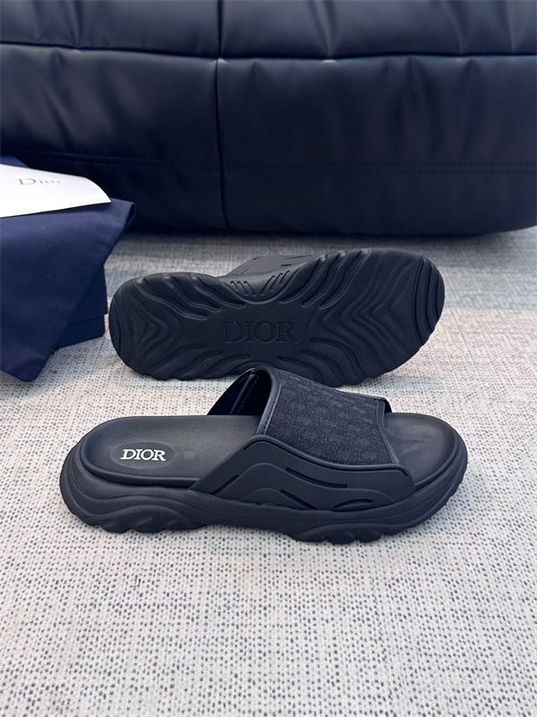 Dr Slipper
