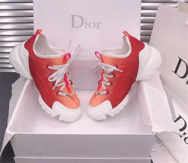 Dr Sneaker