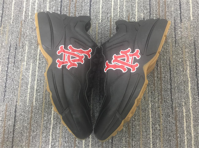 Gucci Rhyton Sneaker 30