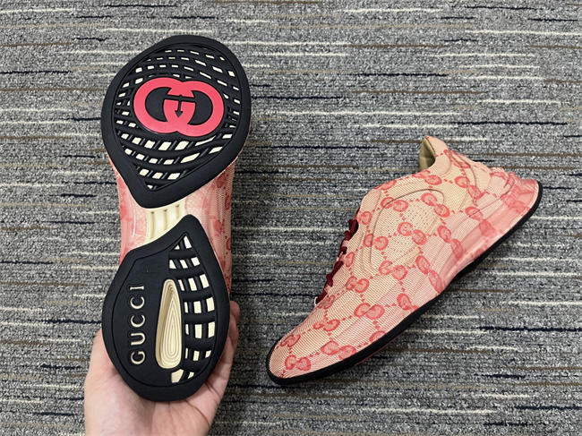 Gucci Rhyton Sneaker 34