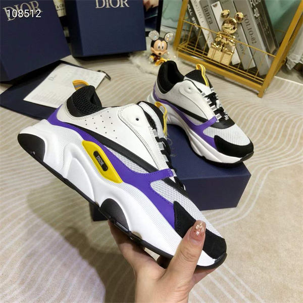 Dr B22 Sneaker