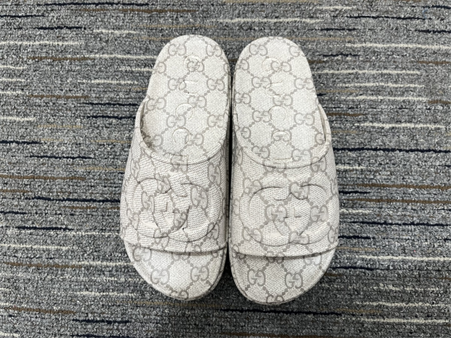 Gucci Slide 29