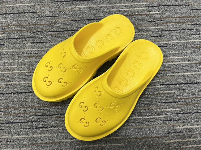 Gucci Slide 31