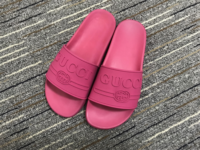 Gucci Slide 76