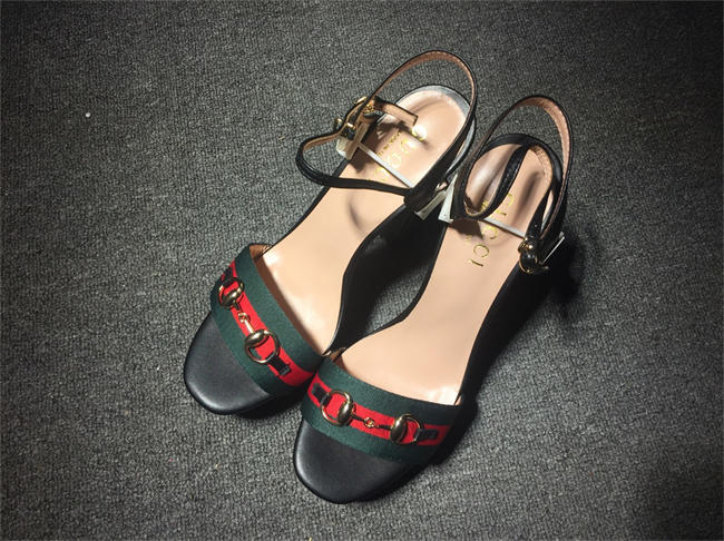 Gucci Pump 1