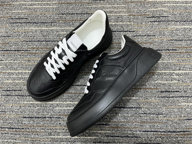 Gucci Low Top Sneaker 18