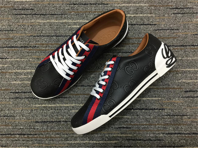 Gucci Low Top Sneaker 23