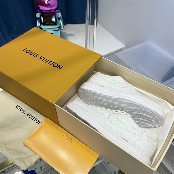 LV x Nike Sneaker
