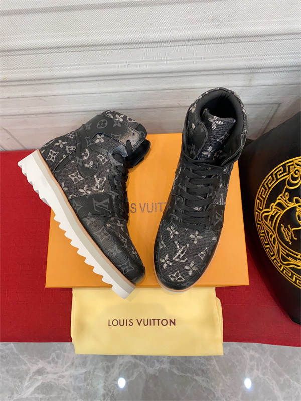LV x Nike Sneaker