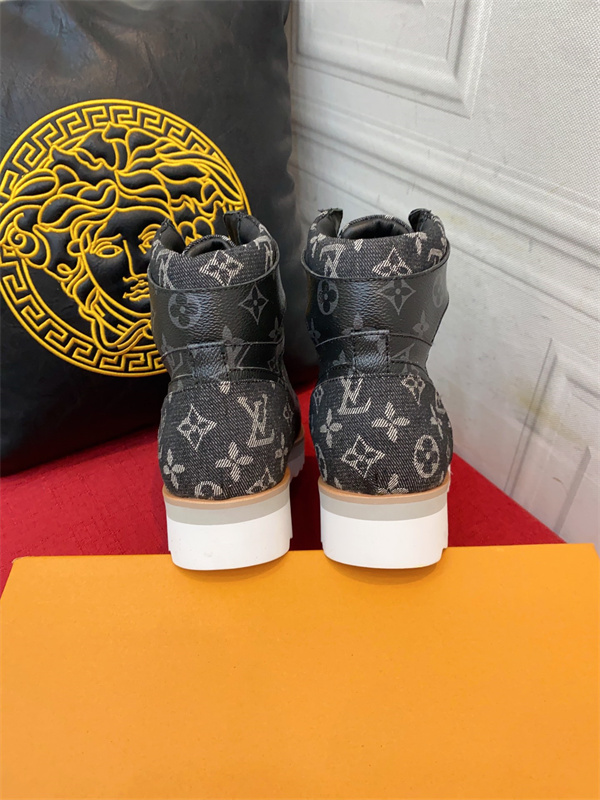 LV x Nike Sneaker
