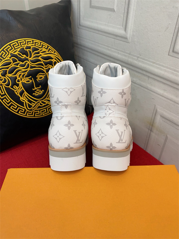 LV x Nike Sneaker