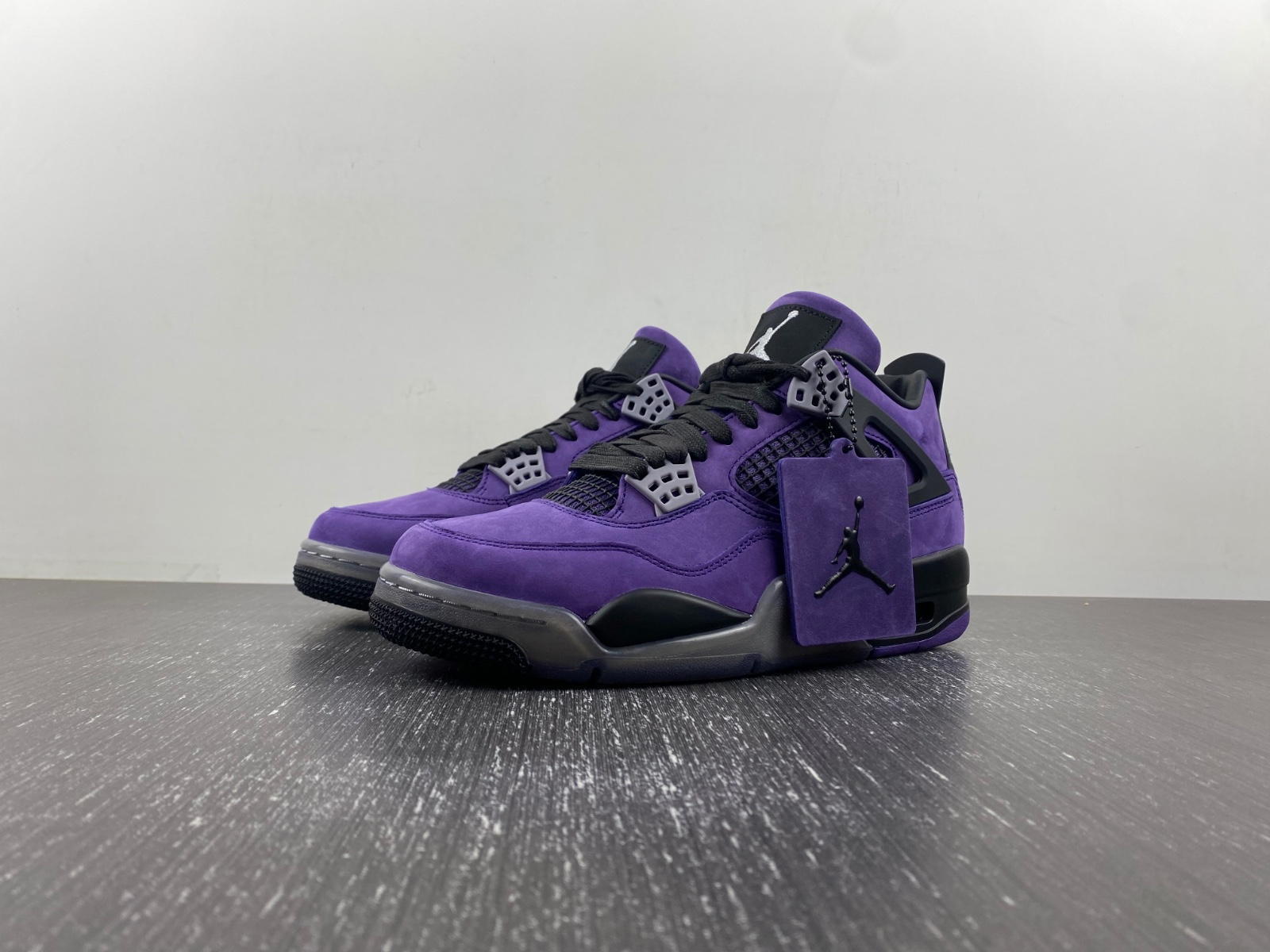 Air Jordan 4