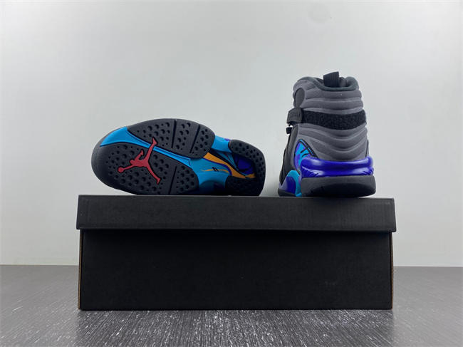 Air Jordan 8 “Aqua”  305381-025