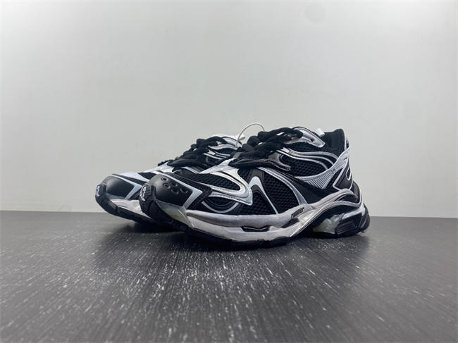 Balenciaga  779066-W3RBXP-0213