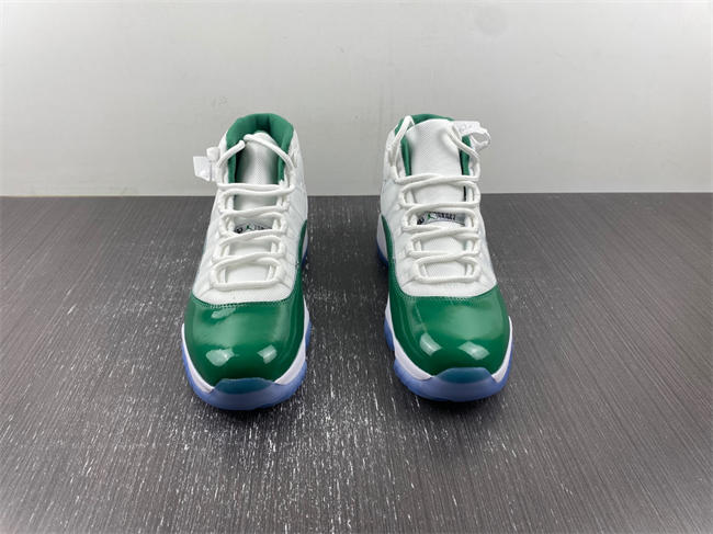 Air Jordan 11  CT8012-113