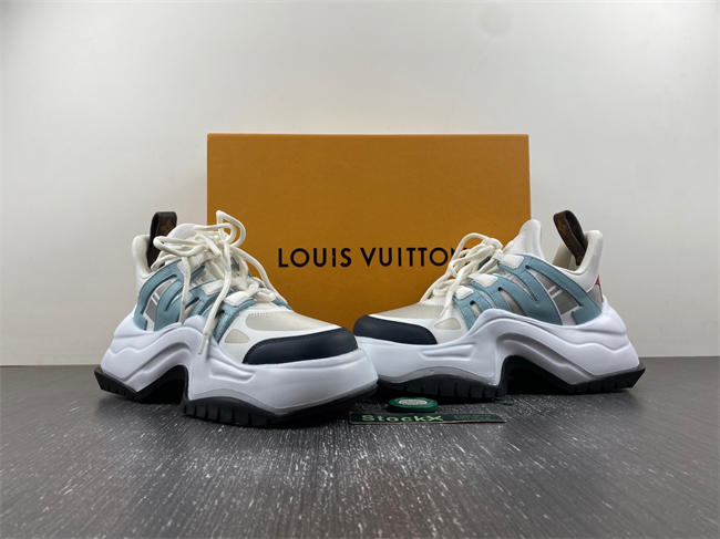 1 Vuitton Archlight Sneakers LV 3