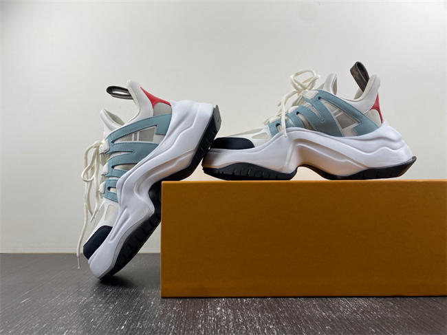 1 Vuitton Archlight Sneakers LV 3
