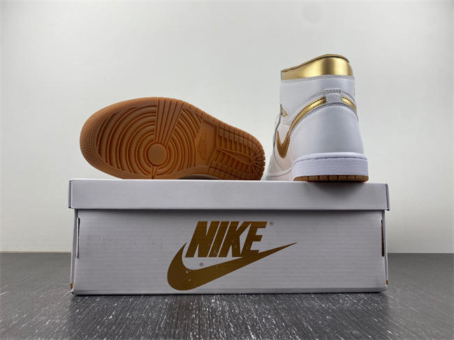 Air Jordan 1 Retro HI OG  FD2596-107