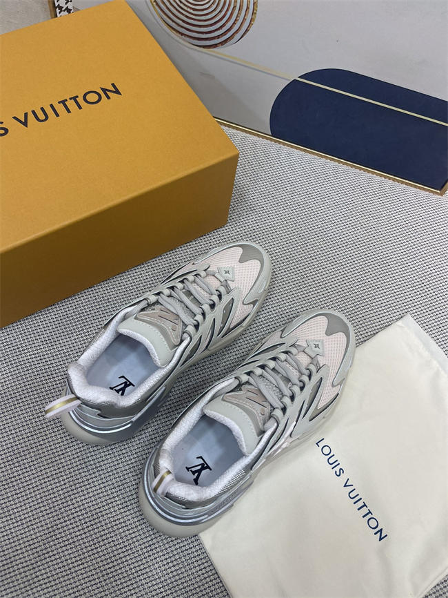 Lv Runner Sneaker 56