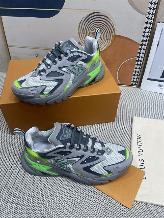 Lv Runner Sneaker 57