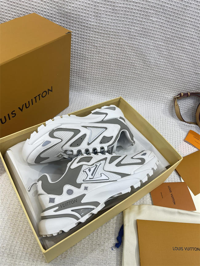 Lv Runner Sneaker 63