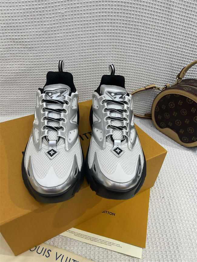 Lv Runner Sneaker 68