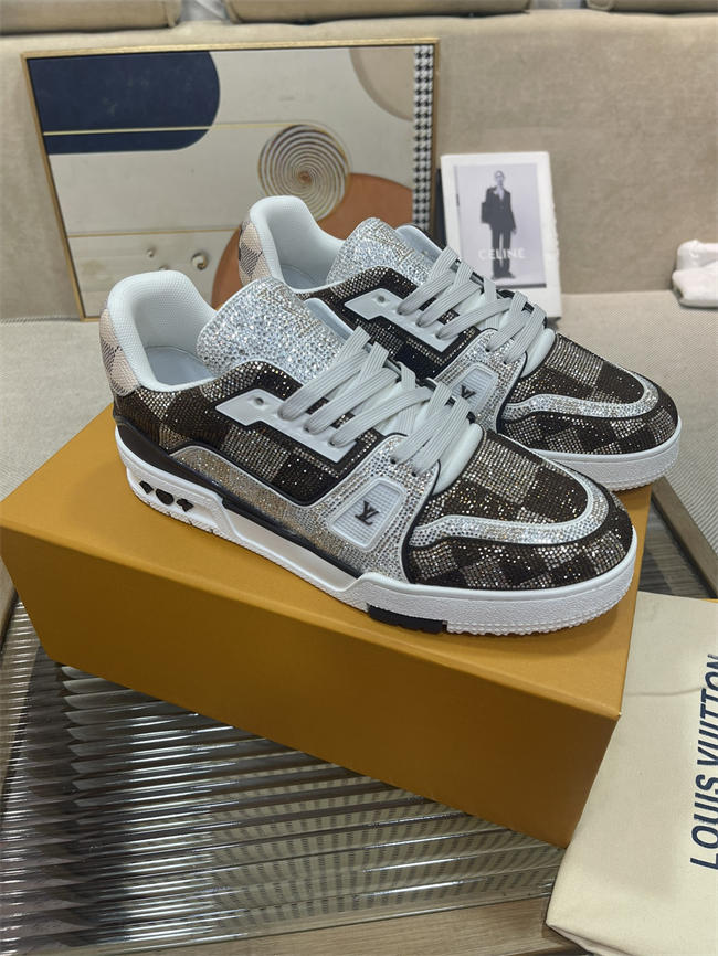 Lv Trainer Sneaker 2