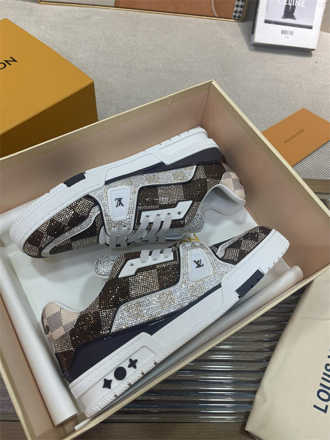 Lv Trainer Sneaker 2