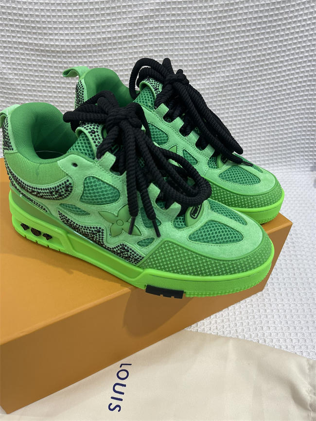 Lv Trainer Sneaker 53