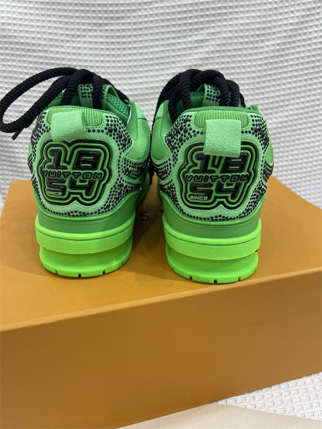 Lv Trainer Sneaker 53