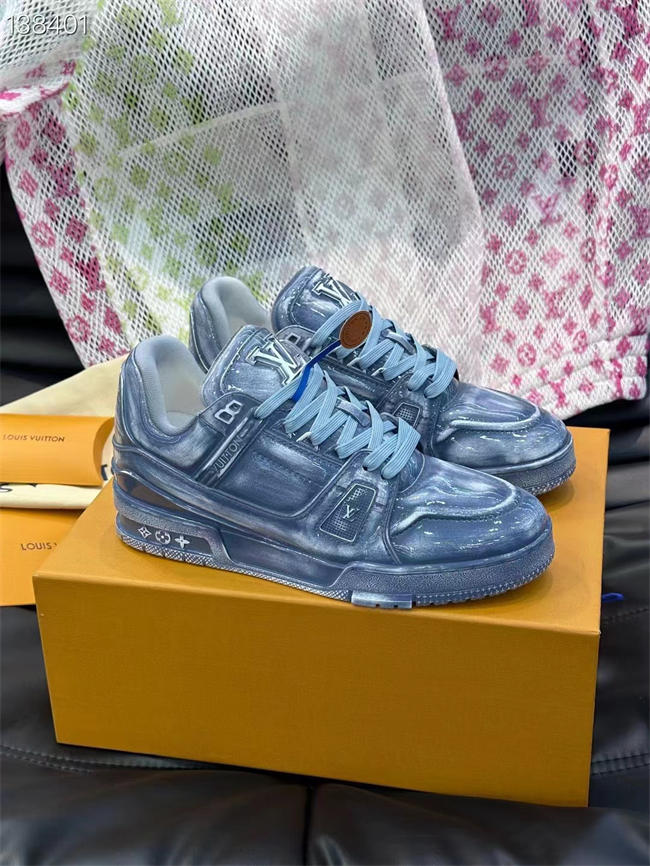 Lv Trainer Sneaker 69