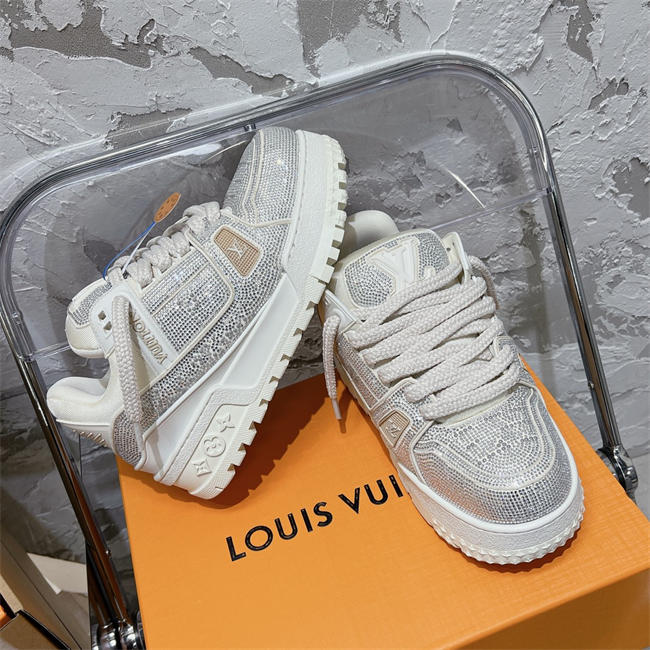 Lv Trainer Sneaker 72