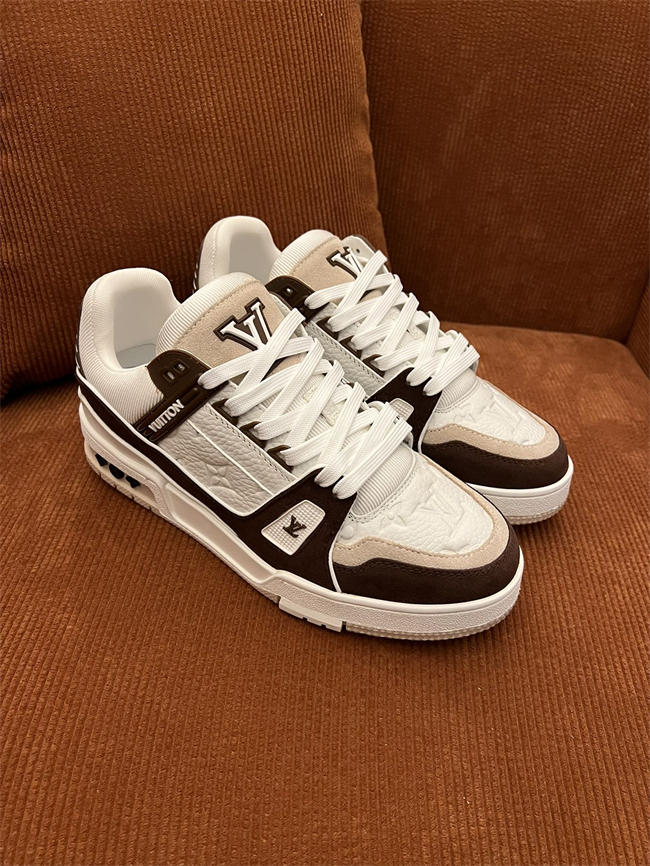 Lv Trainer Sneaker 77