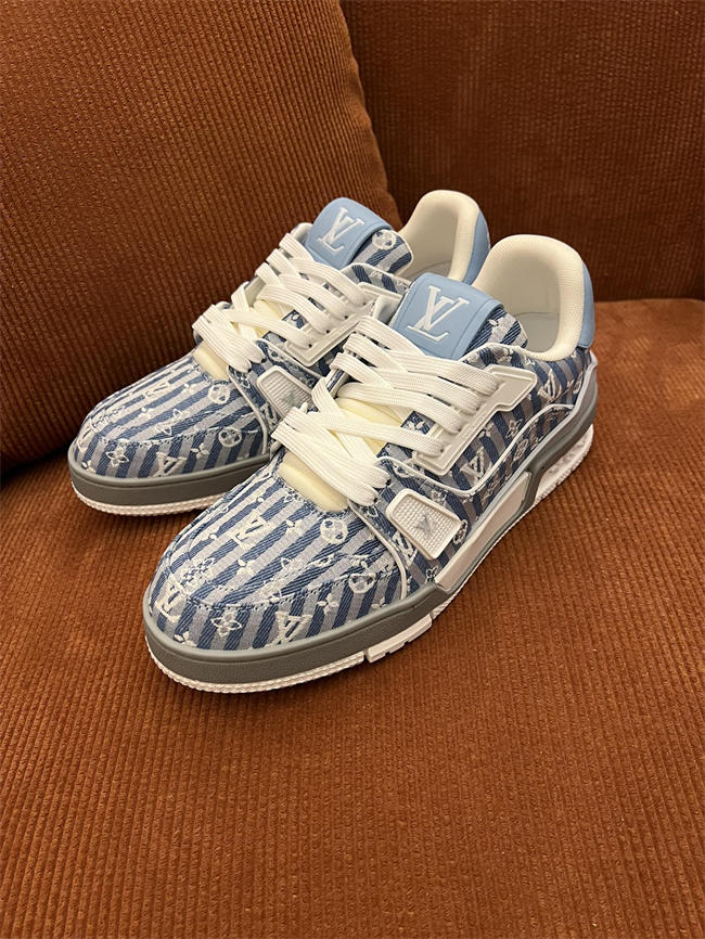 Lv Trainer Sneaker 79