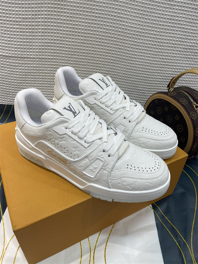 Lv Trainer Sneaker 88
