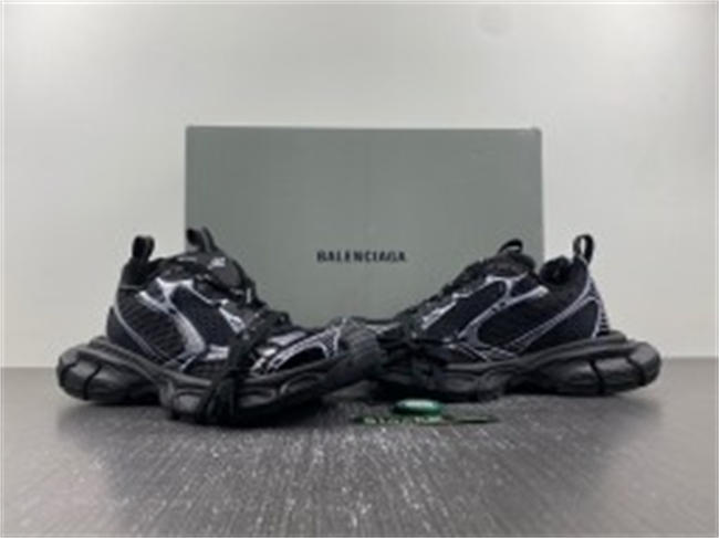 Balenciaga Phantom Sneaker 734734 W3XL1 1090